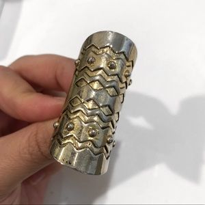 LARGE FUNKY GOLD RING